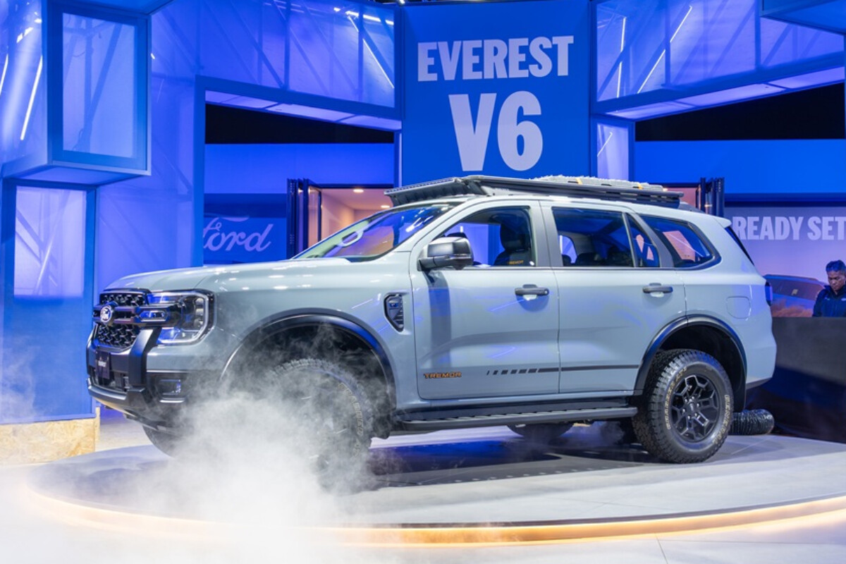 Ford Everest twin-turbo V6 is forbidden fruit for Australia Post feature image