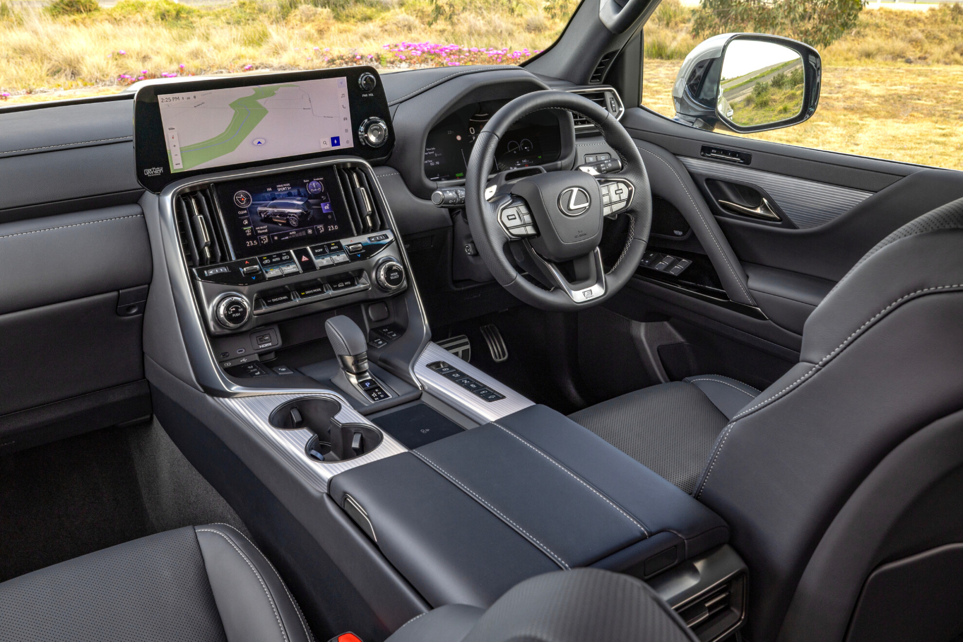 Lexus LX700h F Sport