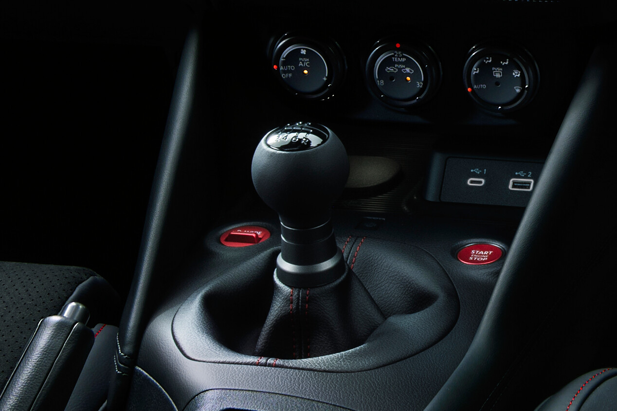 Nissan Z Nismo manual revealed Post feature image